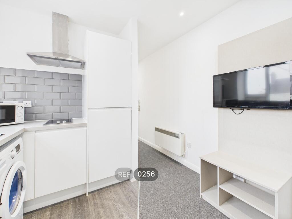 Kitchen/Living area