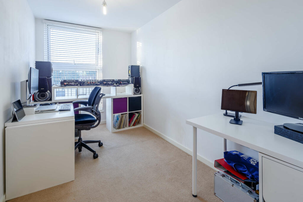 8473765-Interior10-800