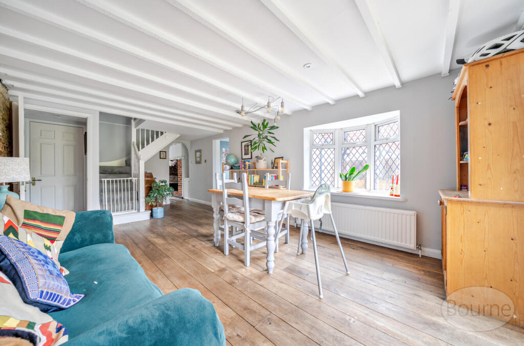 8131d98b-169d-4eb...