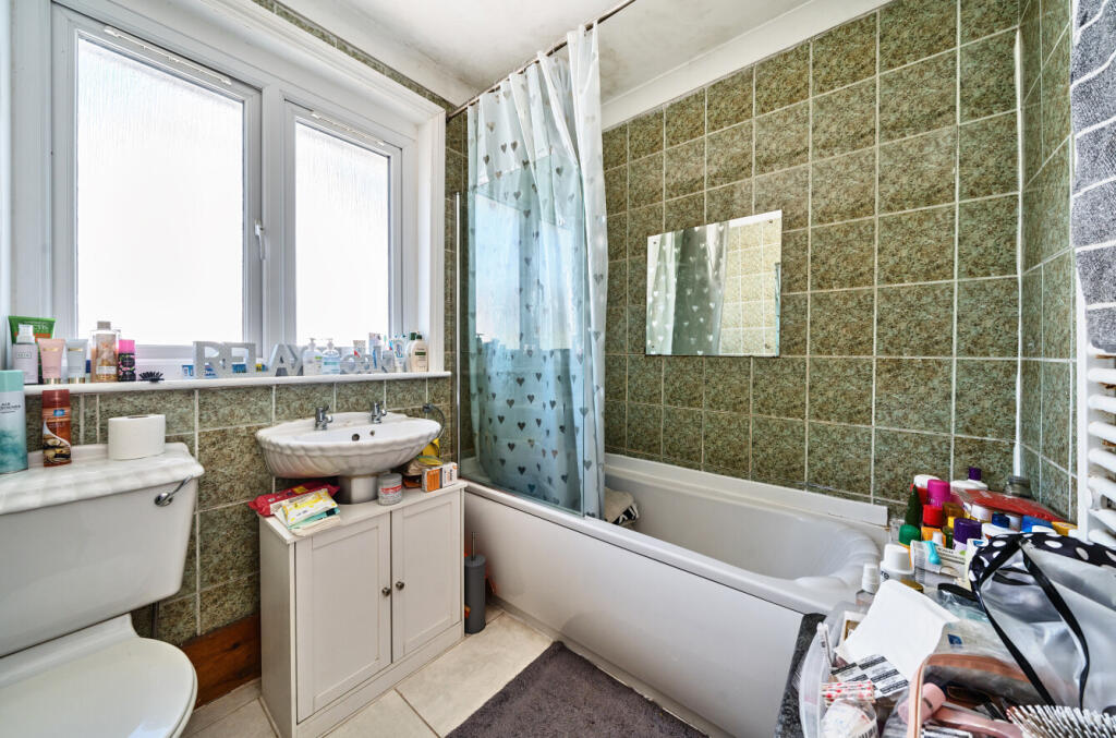 1286033-11-683db9...