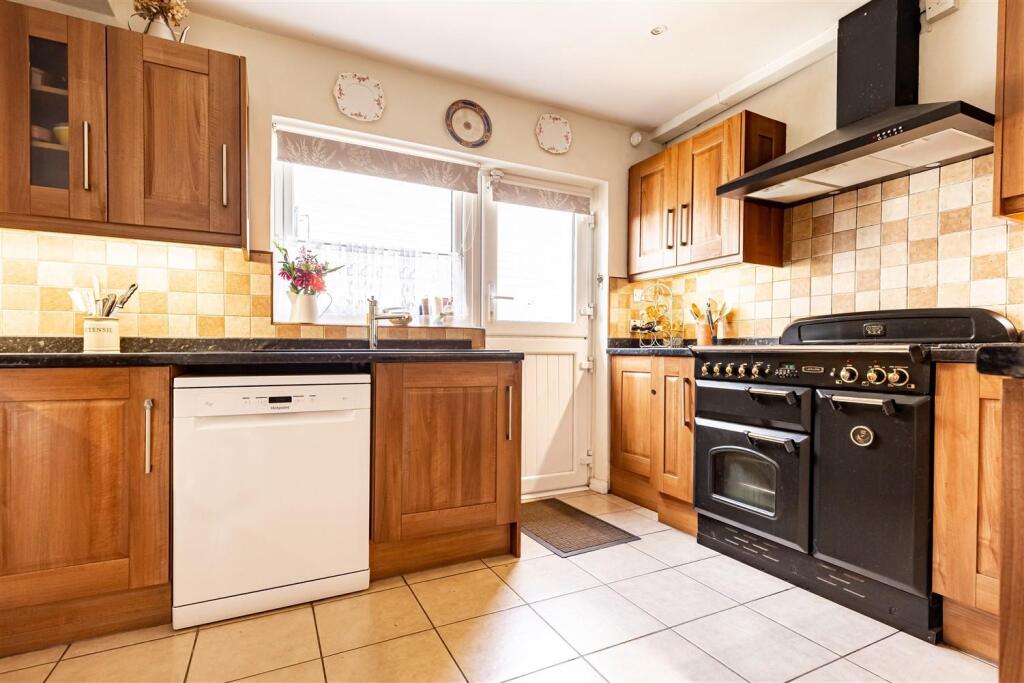 10 Orchard Drive  (4).jpg