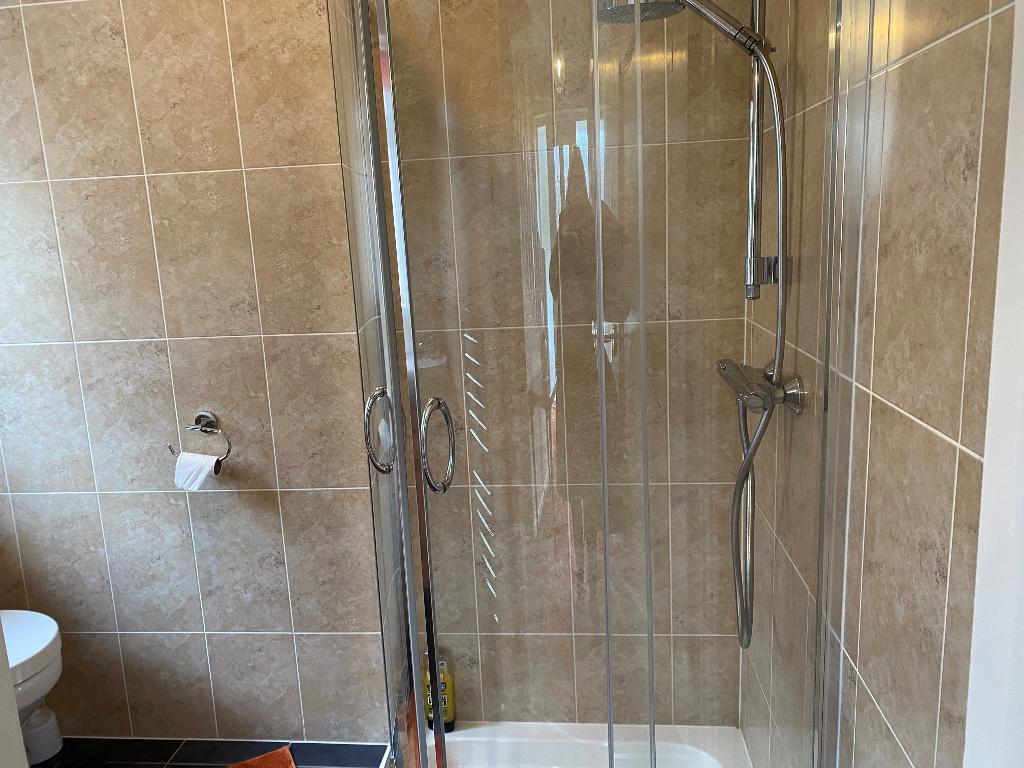 GF Shower Room