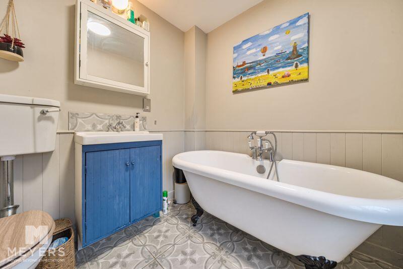Ensuite Bathroom