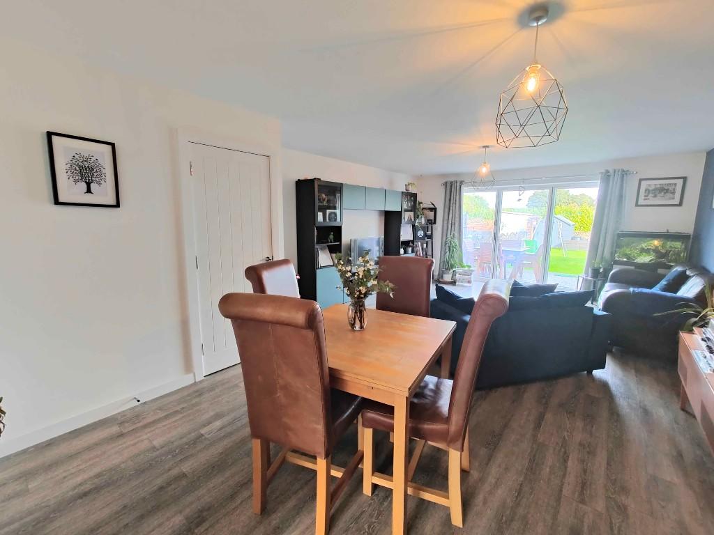 Living / Dining Room