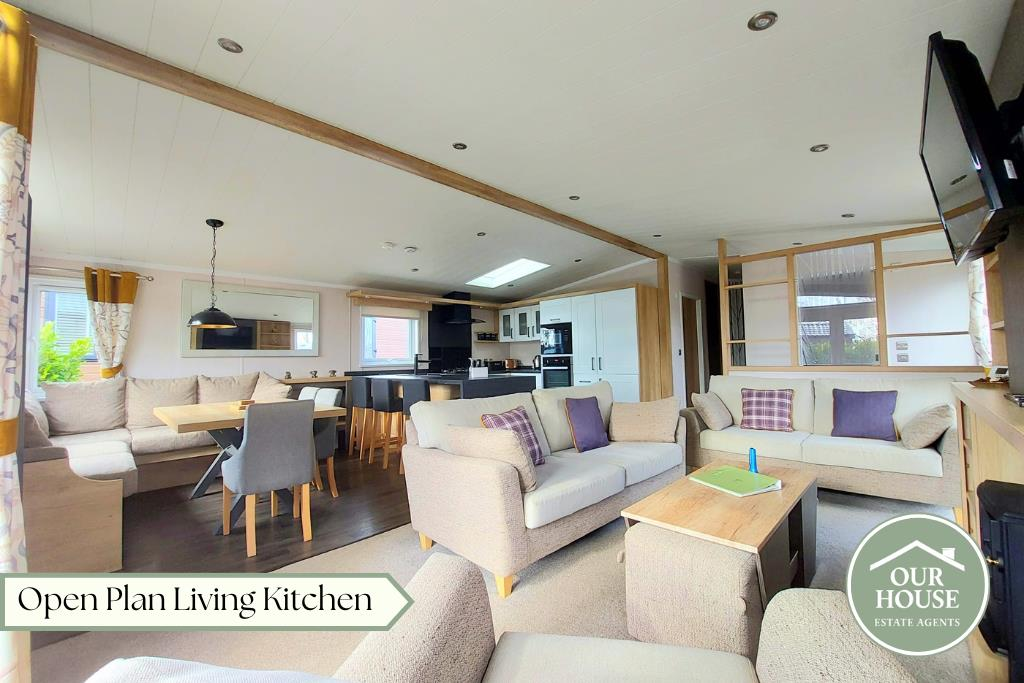 Open Plan Living/Dining/Kitchen
