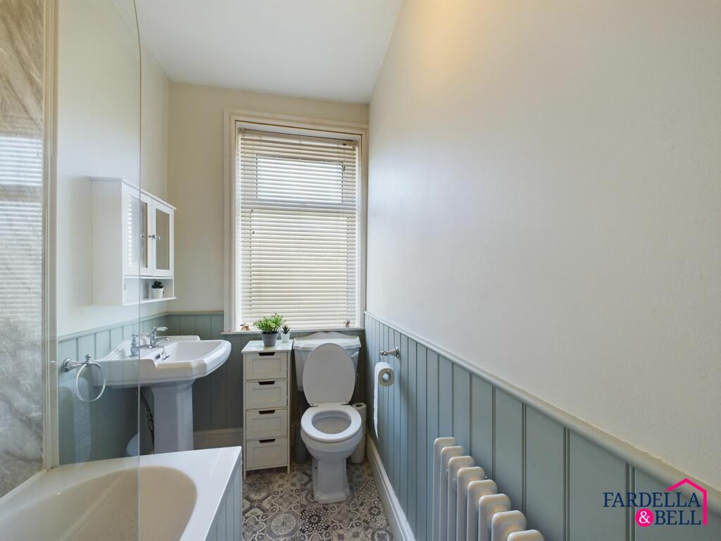 Family bathroom