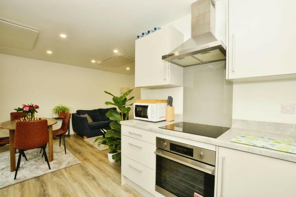 122413_Flat-7-New...