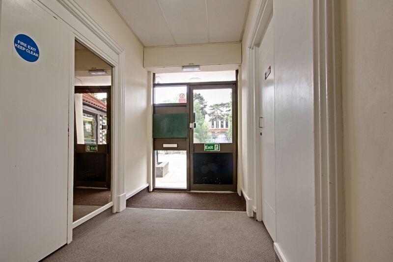 Communal Entrance Foyer