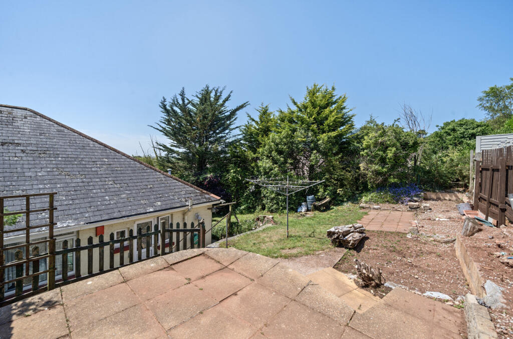 1312920-6-6853f92...