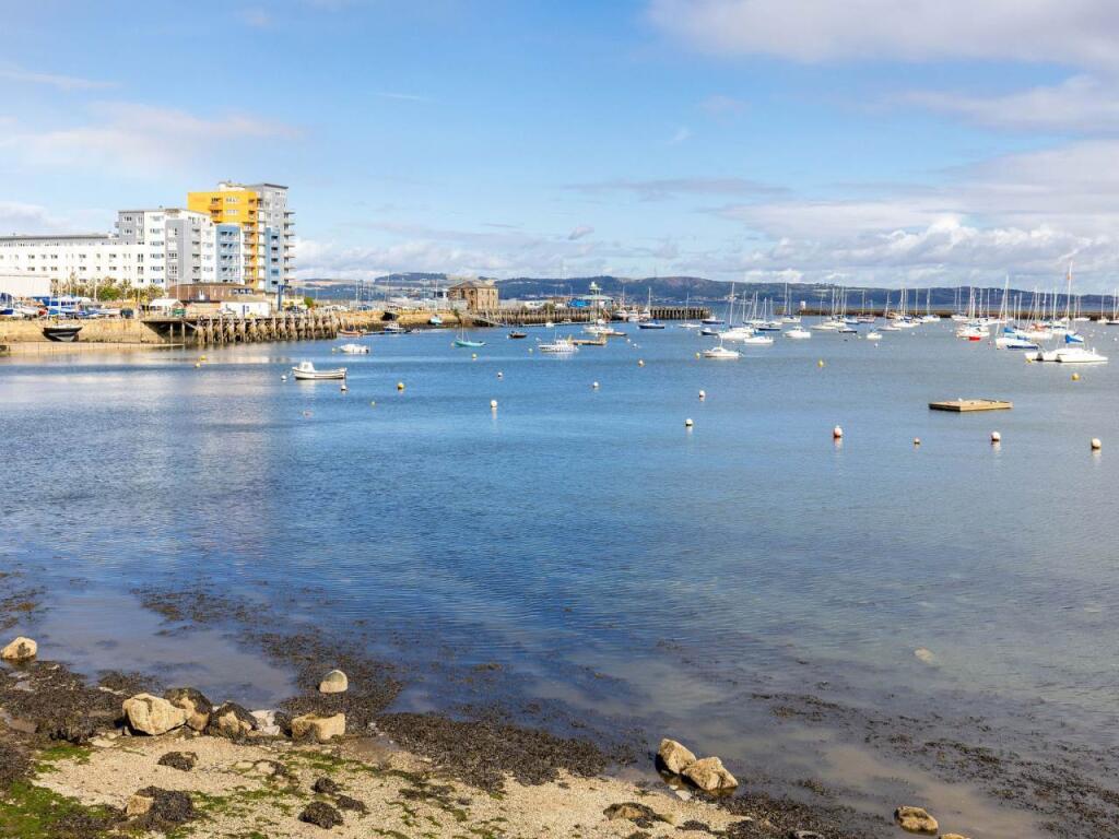 151-1LowerGrantonRoa