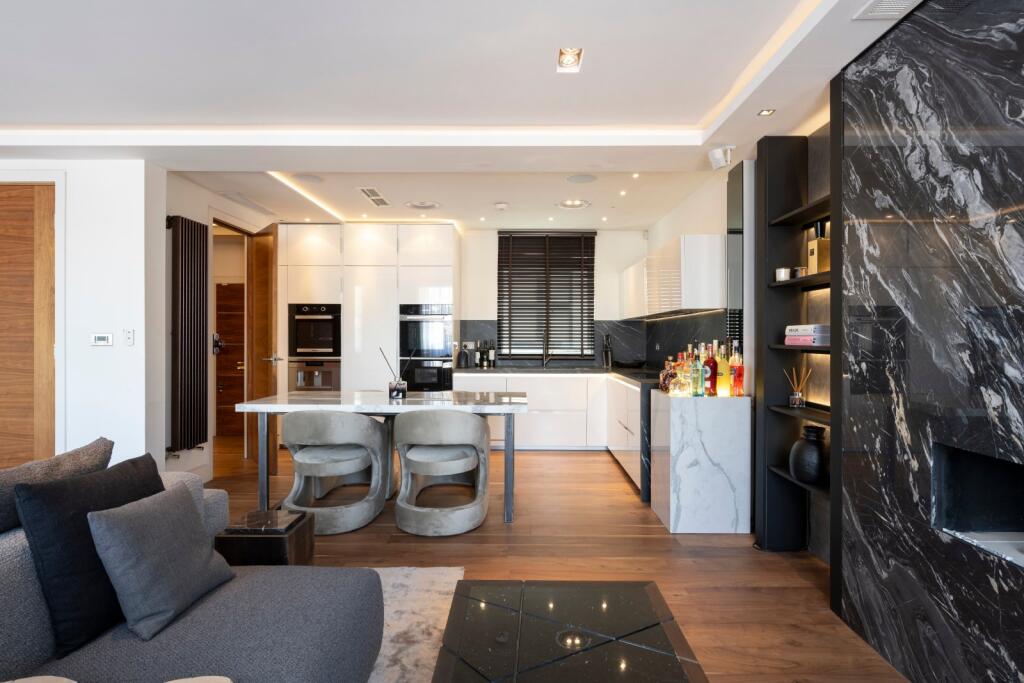 Reception &amp; Kitchen