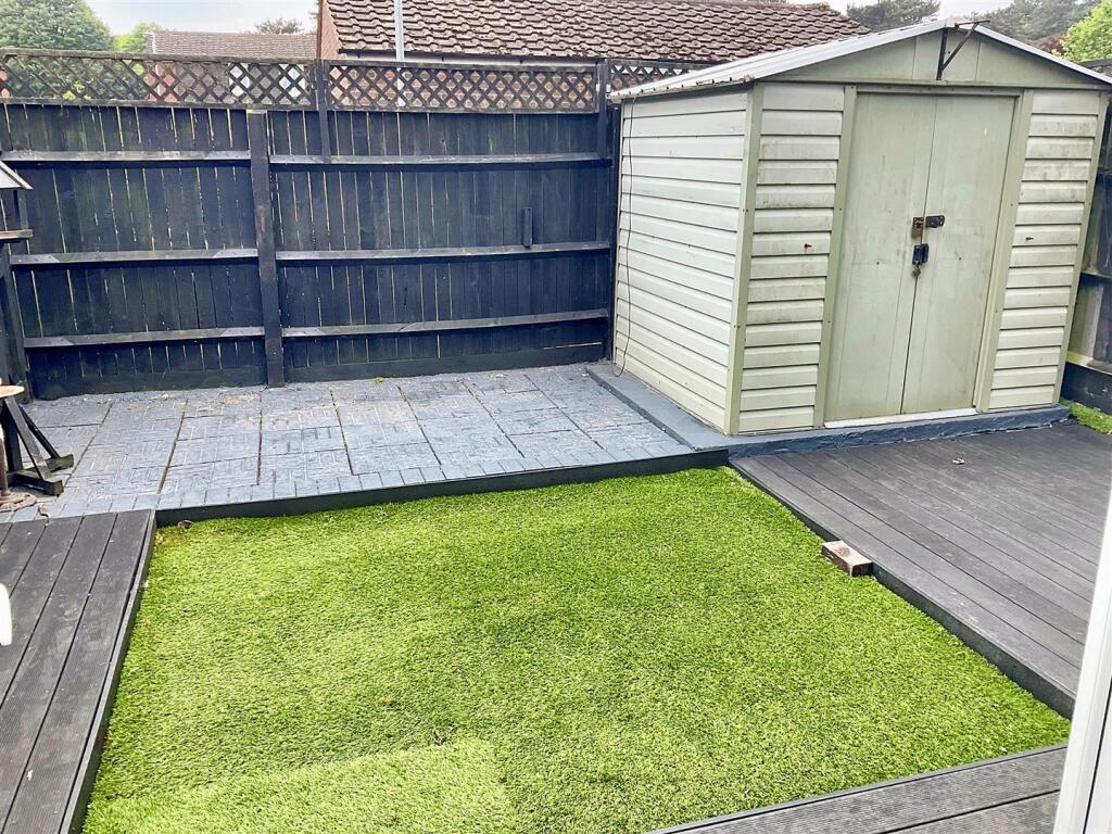 garden pic2.jpg