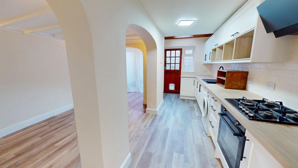 1050-12122025_105...