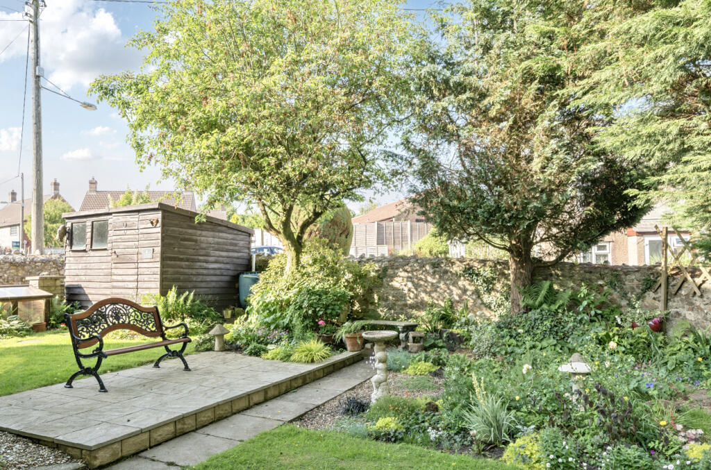 1304258-26-683df9...