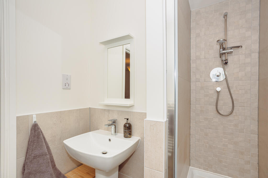 Bedroom One En-suite