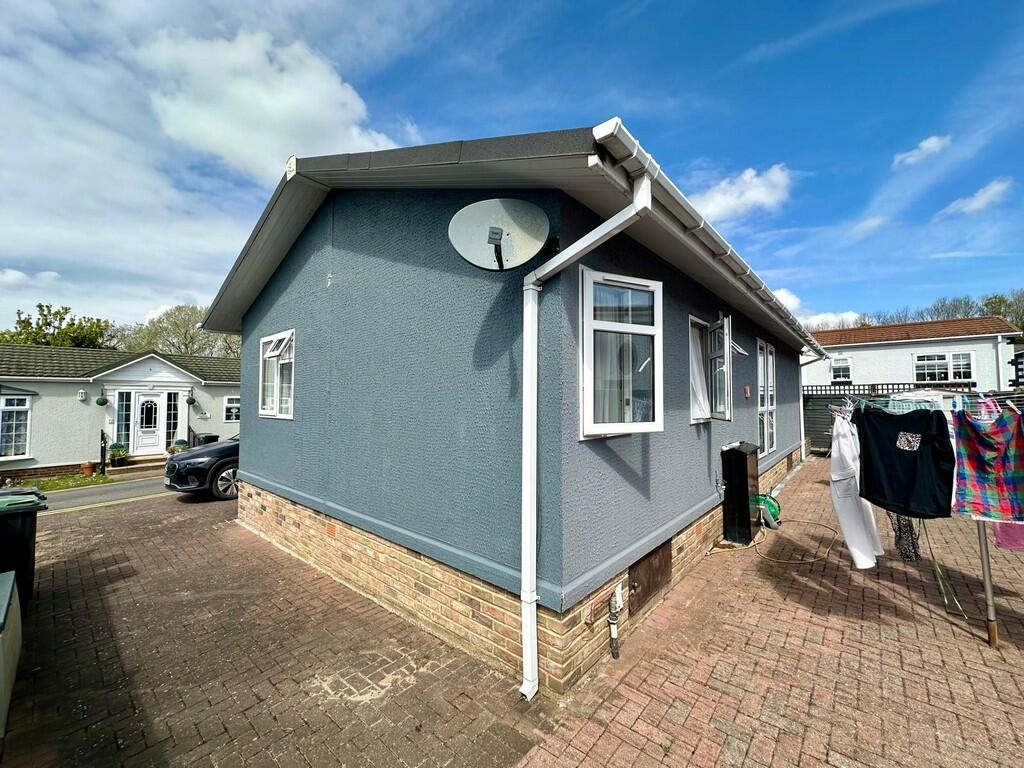 IMG-20240427-WA00...