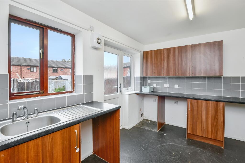228 Woodfield Avenue, Lincoln, Lincolnshire, LN6 0LT
