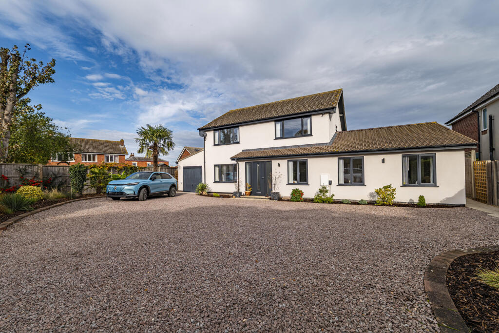 Costa Row, Long Bennington, Newark, Nottinghamshire