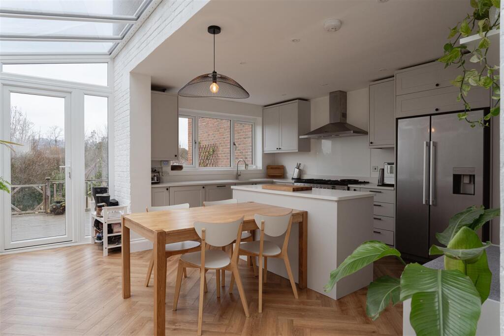 2 West Road, Reigate-1.jpg