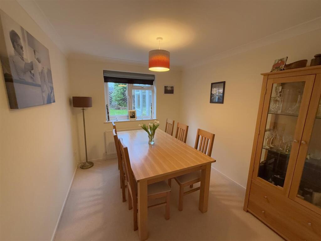 Dining Room.JPG