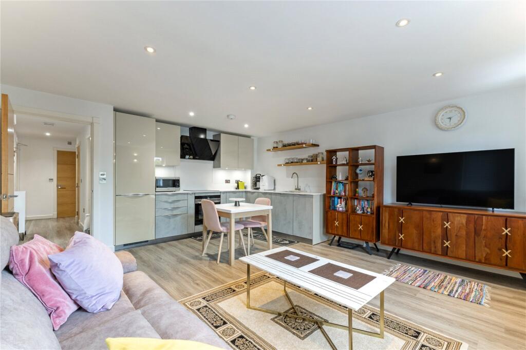 Kitchen/Sitting Room