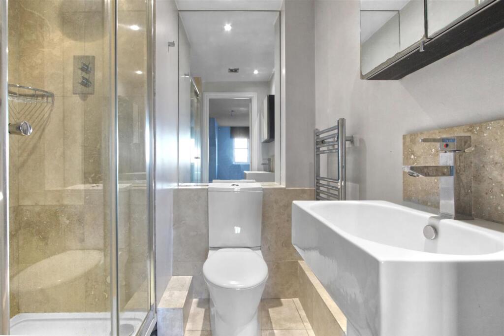 en-suite.jpg