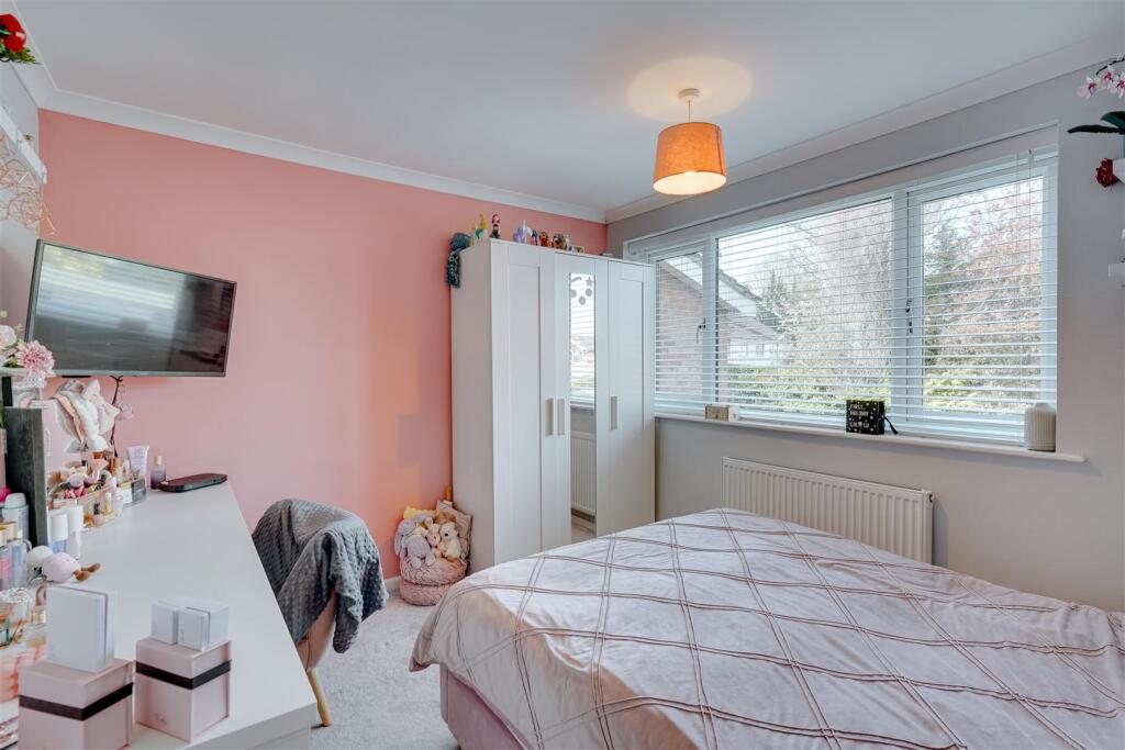 40 Church Mdw, Barton Mills,--31.jpg