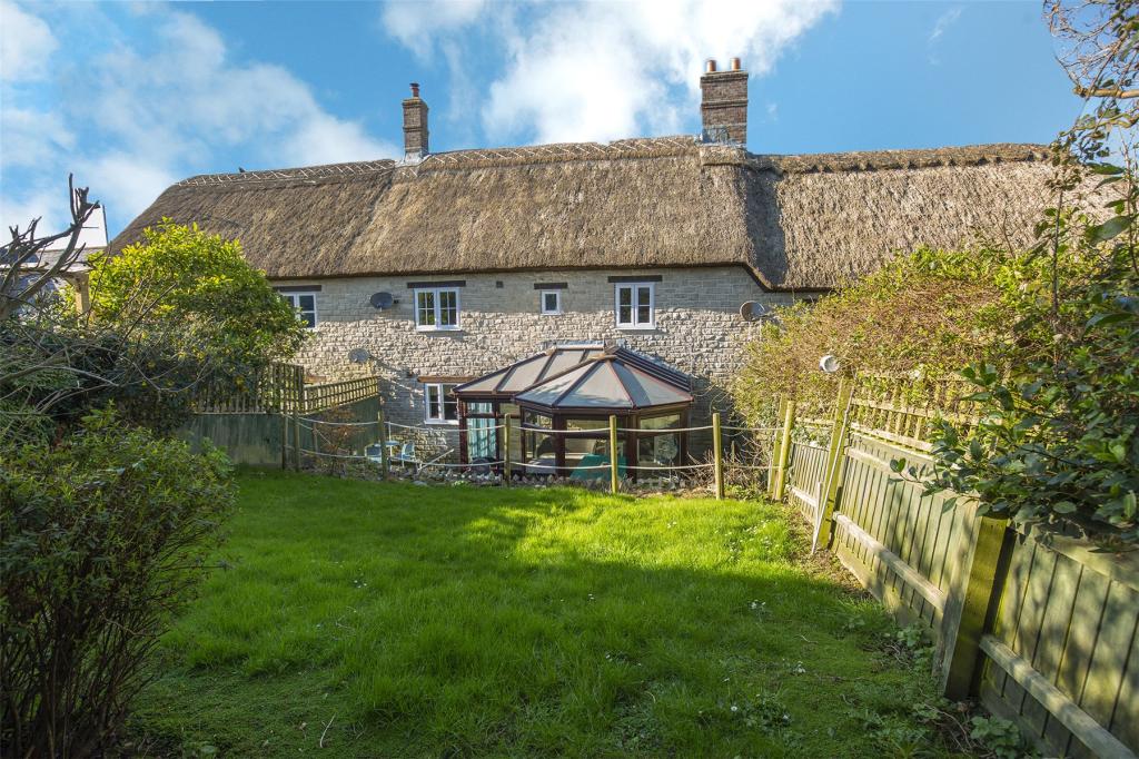 Enclosed Rear Garden