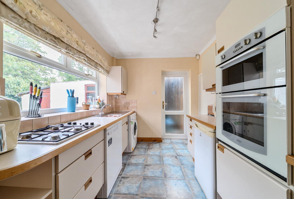 1354937-12-68cac5...