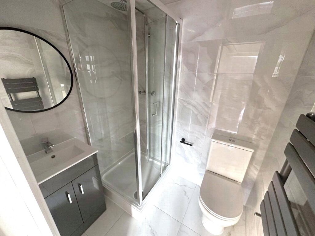 Ensuite Three