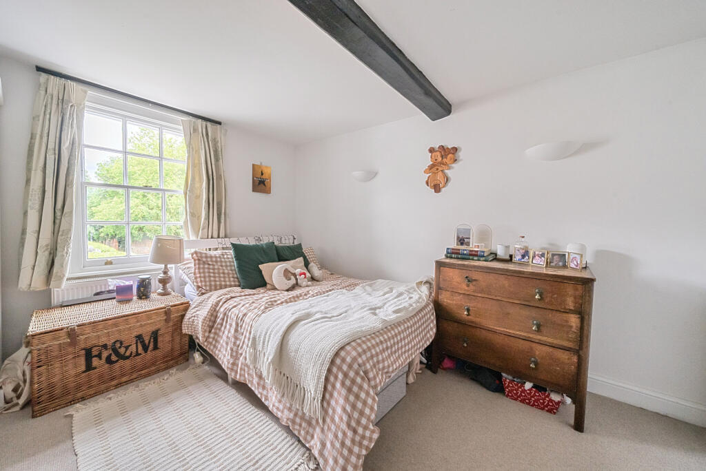 1300661-4-6839def...