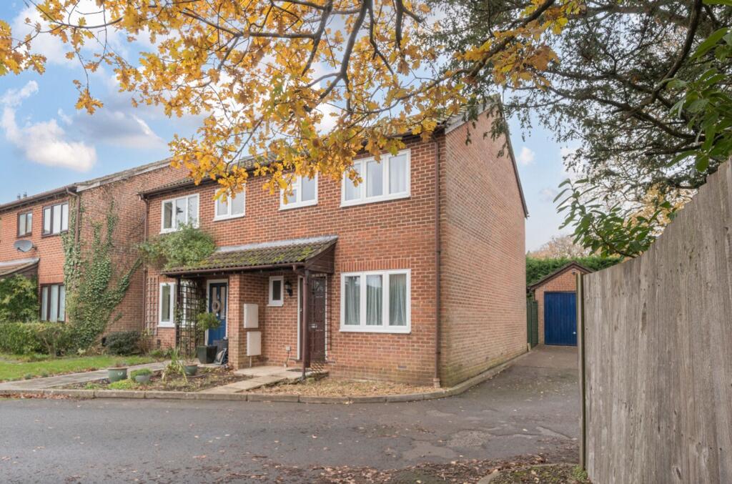 Woodberry Close, Chiddingfold, GU8