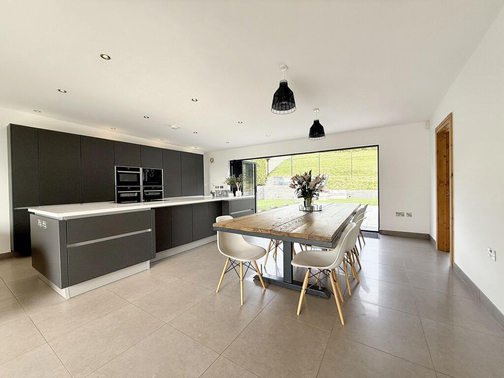 Kitchen/Diner/Lounge