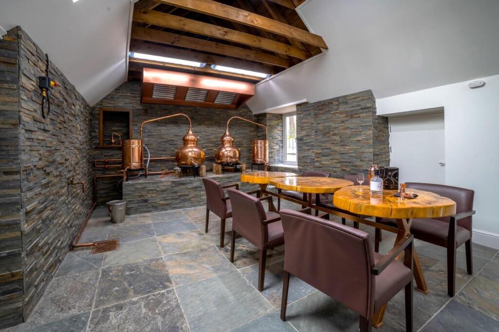 Gin Distillery Tasting