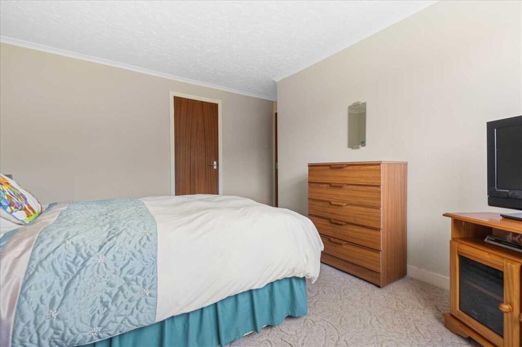 Bedroom One (3)
