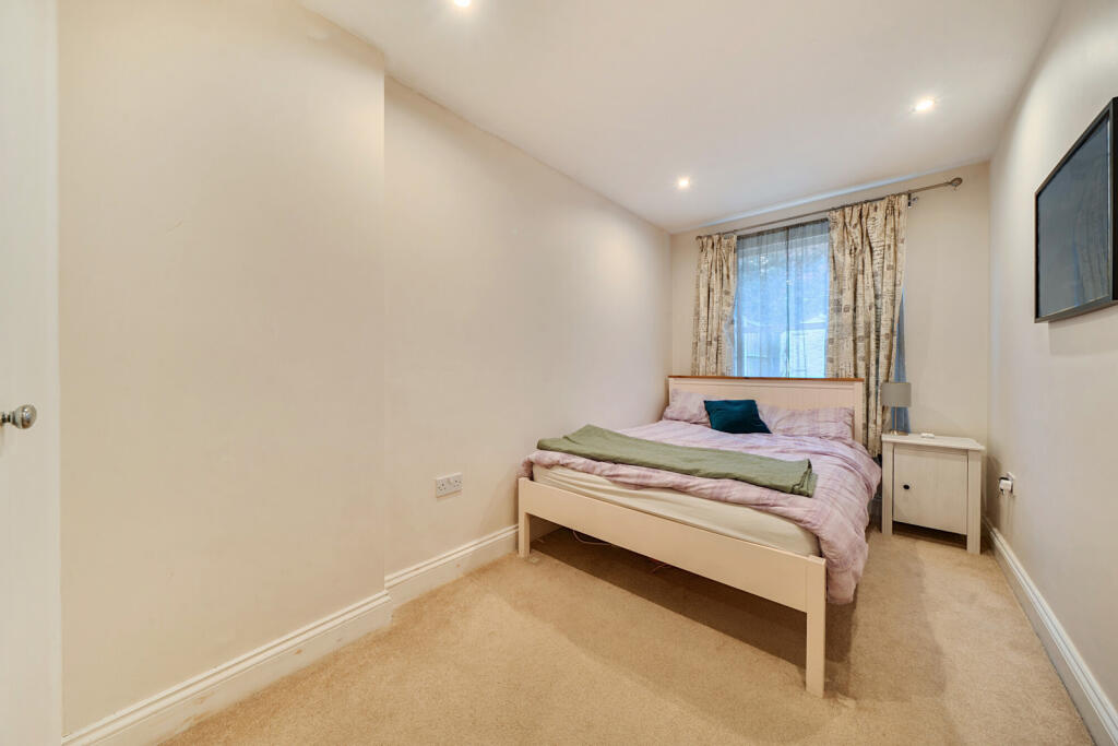 1394108-5-69428c0...