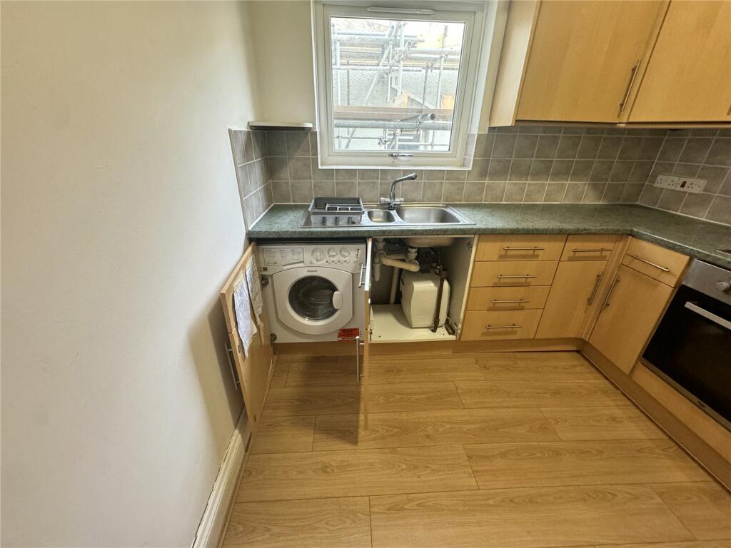 Kitchen/Dining