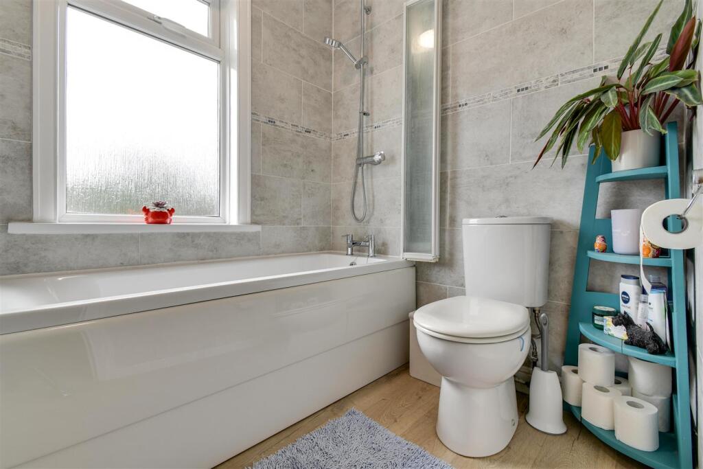 Family bathroom