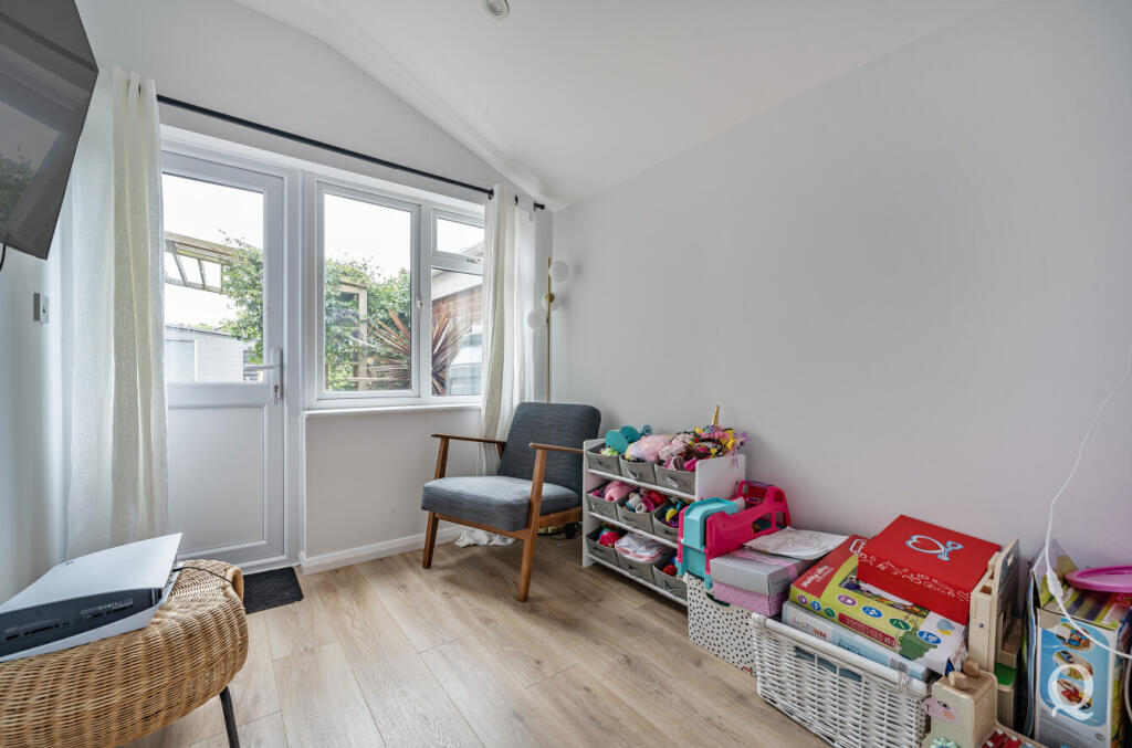 e88d09cf-9d06-4fa...