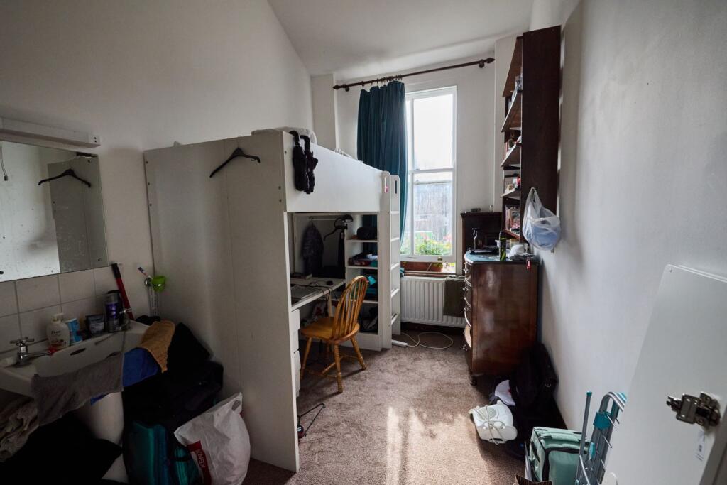 Bedroom Eight