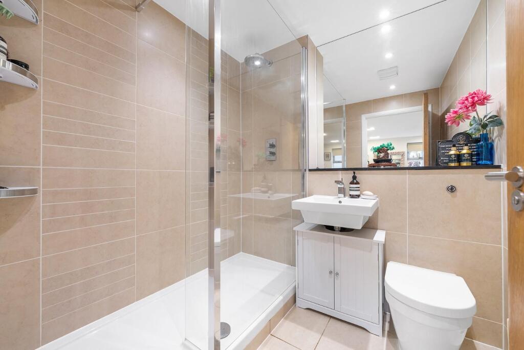 En-suite.JPG