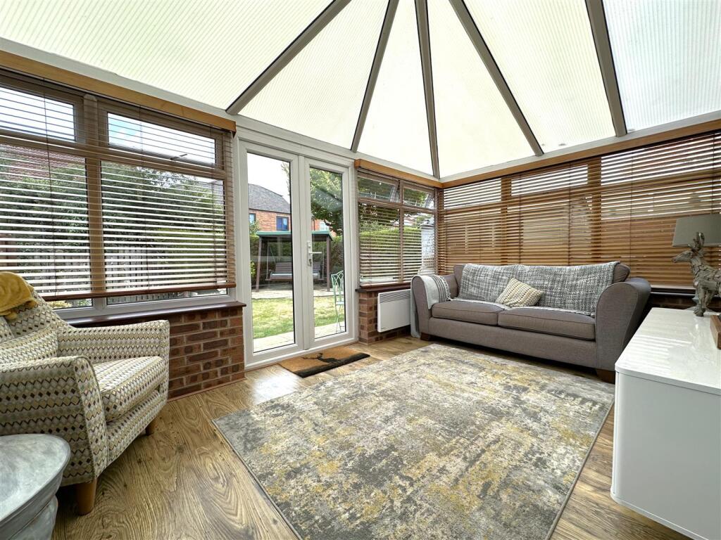Conservatory 713