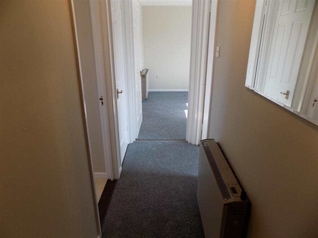 Corridor reversse.JPG
