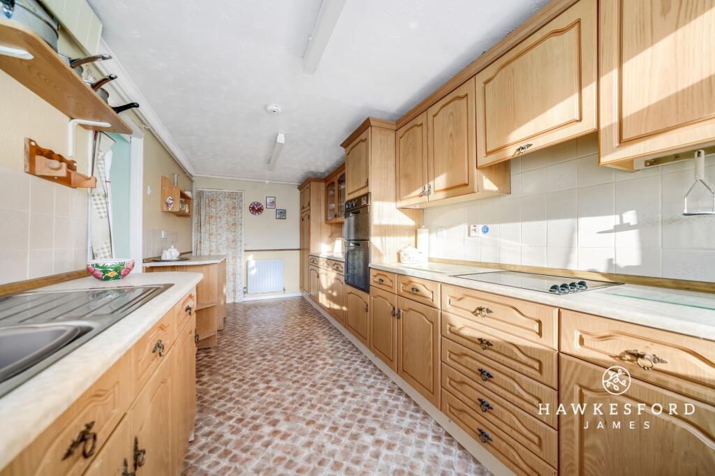 Coombe Drive, Sittingbourne - Kitchen