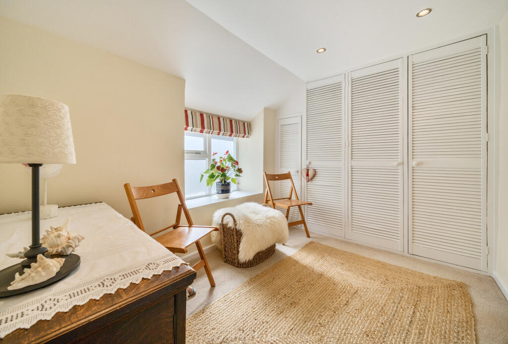 1345667-22-68ade3...