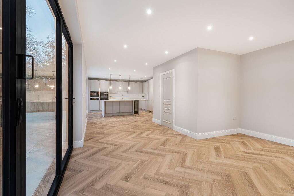 Kitchen/Reception