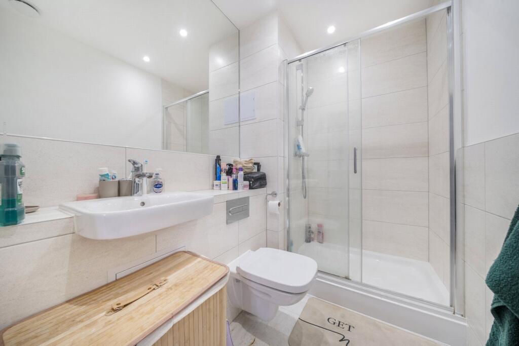 1319464-4-6866bfb...