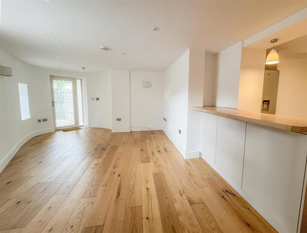 Living Room / Kitchen
