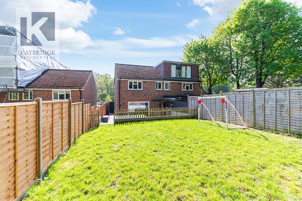 Dale View, Headley - KT18 6EH