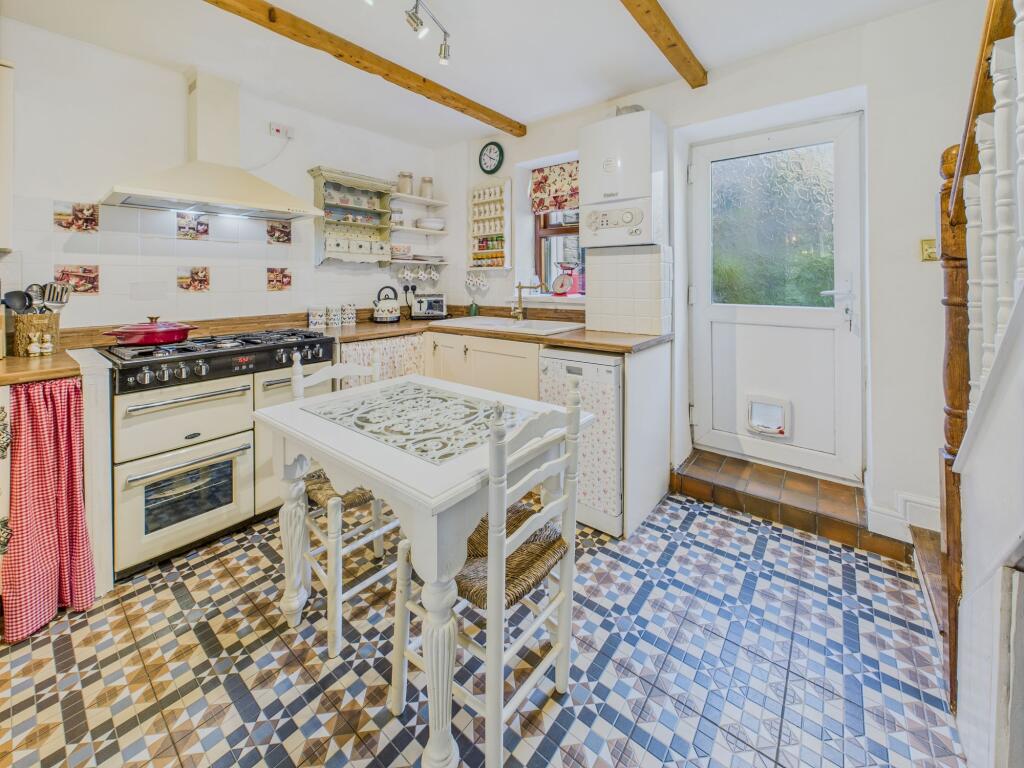 Quaint Kitchen Diner